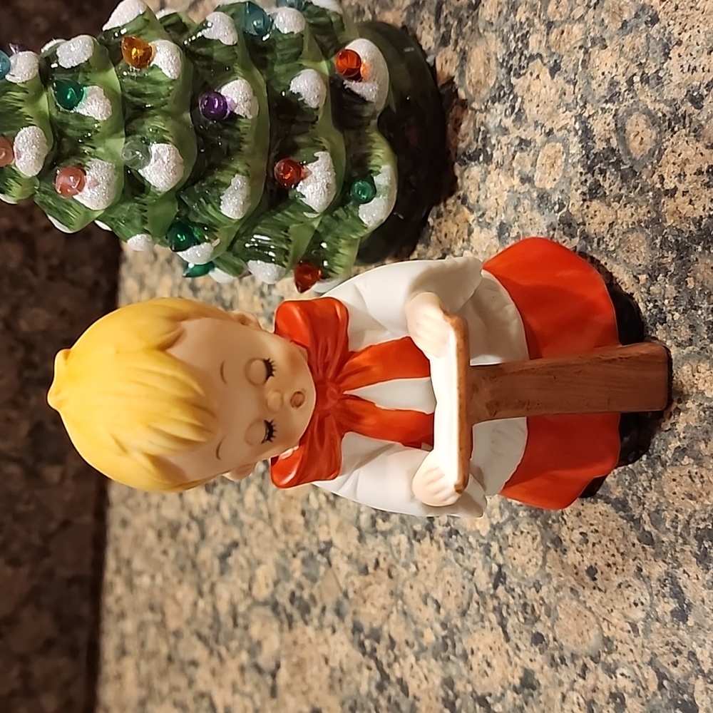Vintage Homco 5552 Choir Boy